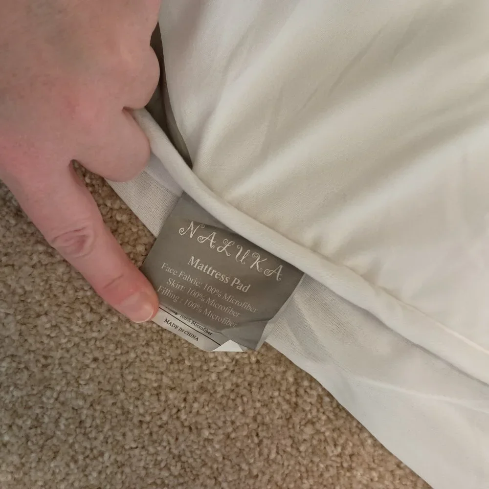 NWOT✨Nakula🔸Twin Mattress Microfiber Cover Protector